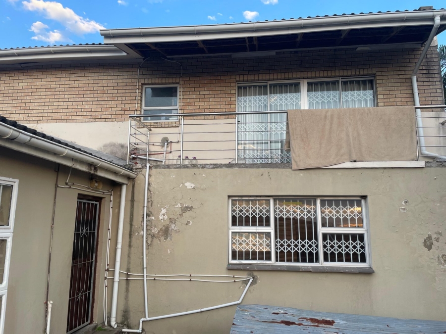 5 Bedroom Property for Sale in Amalinda Eastern Cape